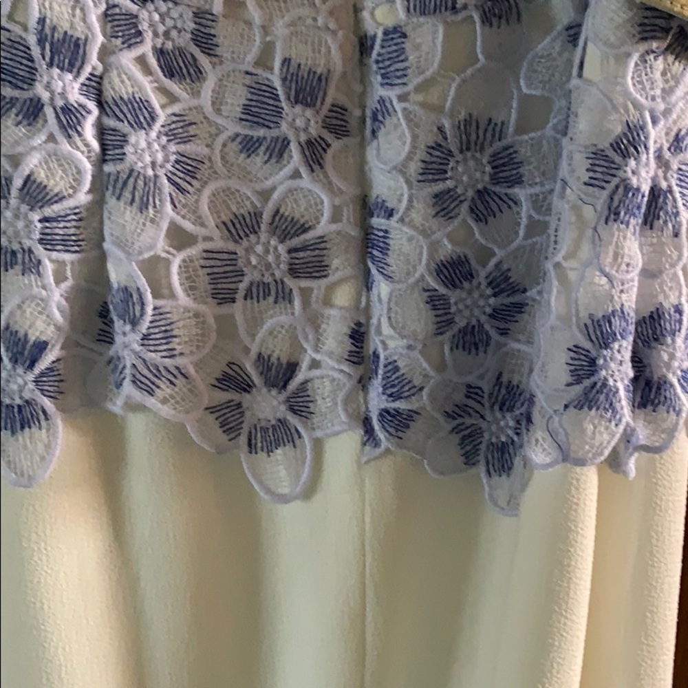 Dress - Picture 3 of 4